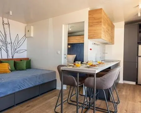 Terra Park Spiritos - Luxury Mobile House Ina *