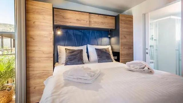 아파트 Terra Park Spiritos - Luxury Mobile House Ina 콜란