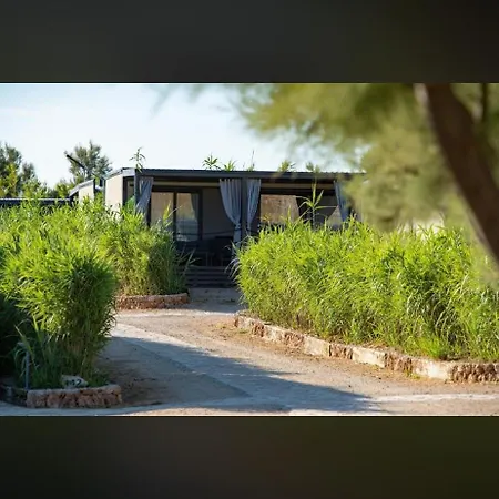 Terra Park Spiritos - Luxury Mobile House Ina *
