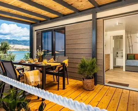 Terra Park Spiritos - Luxury Mobile House Ina *