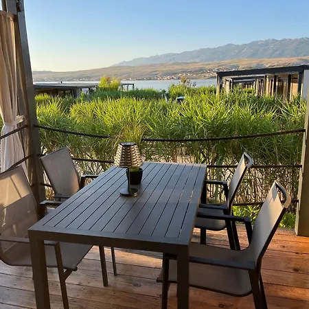 Terra Park Spiritos - Luxury Mobile House Ina Apartment *